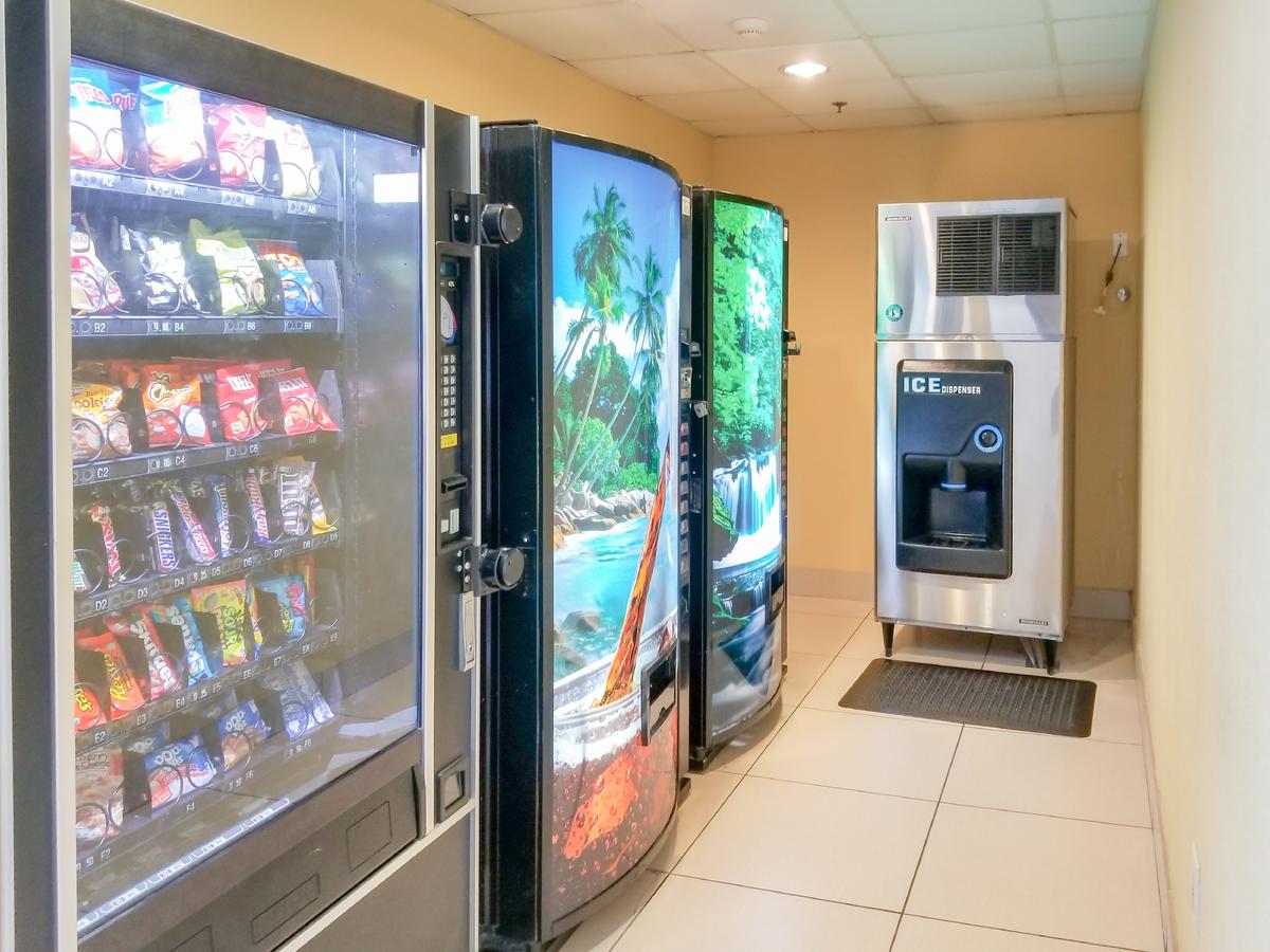 Holiday Inn Express Hotel & Suites Orange City - thumb 44