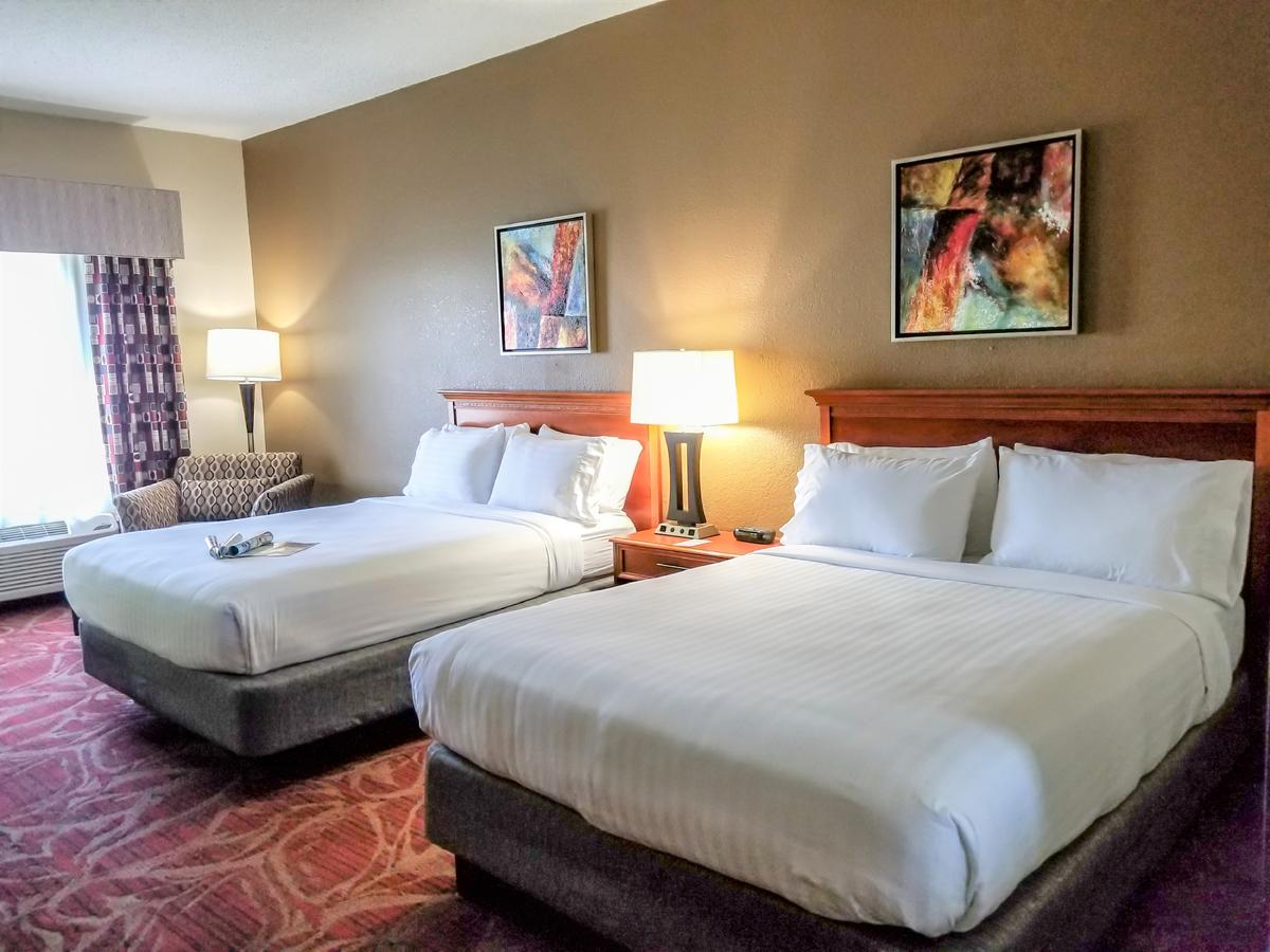 Holiday Inn Express Hotel & Suites Orange City - thumb 14