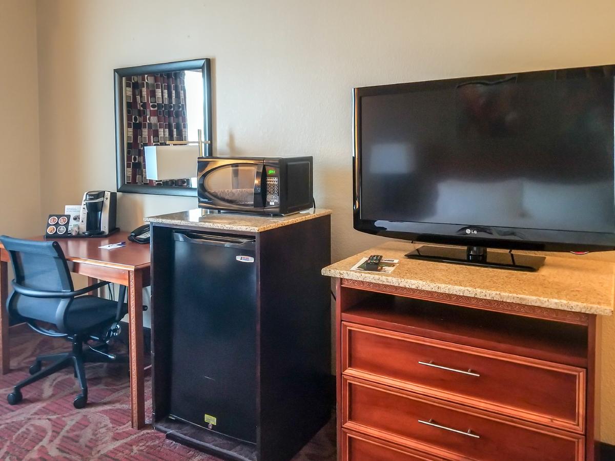 Holiday Inn Express Hotel & Suites Orange City - thumb 19