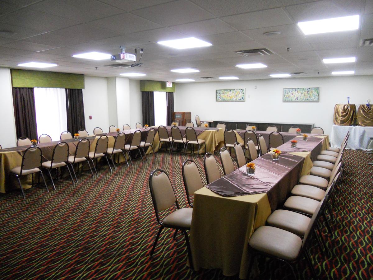 Holiday Inn Express Hotel & Suites Orange City - thumb 39