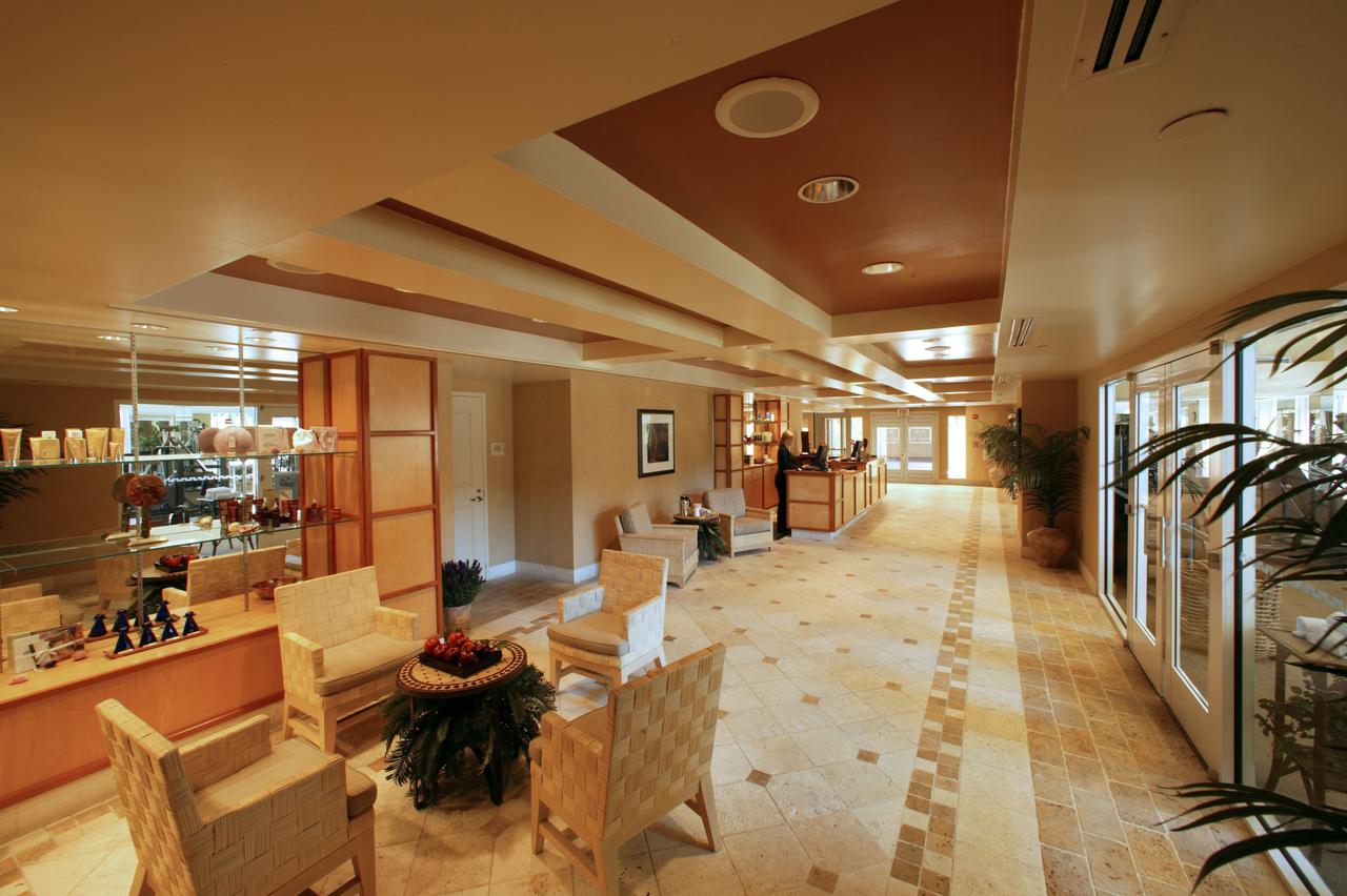 Universal's Loews Royal Pacific Resort - thumb 38