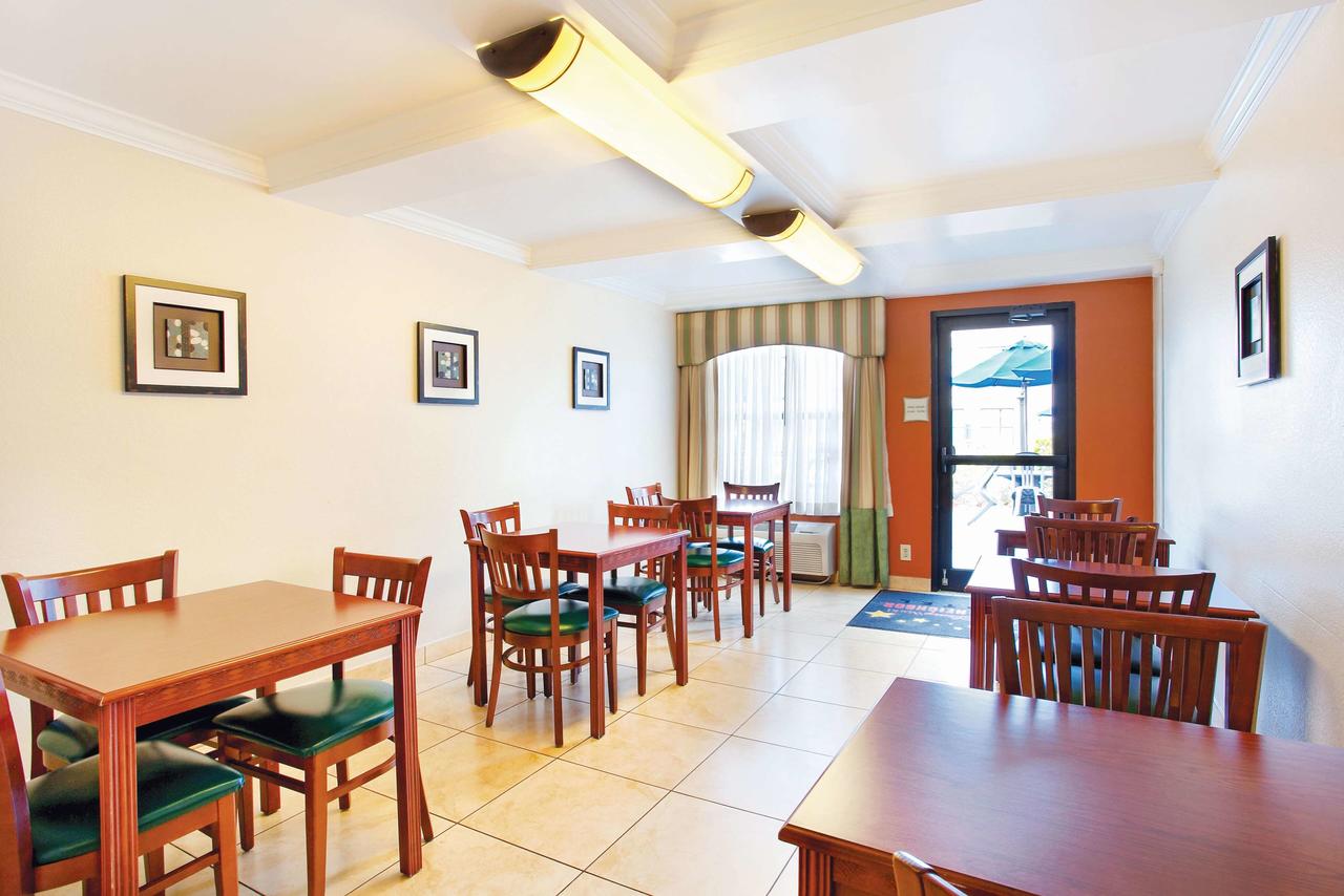 La Quinta Inn By Wyndham Orlando International Drive North - thumb 18