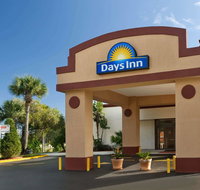 Days Inn by Wyndham Orlando Conv. Center/International Dr - Accommodation Rooms