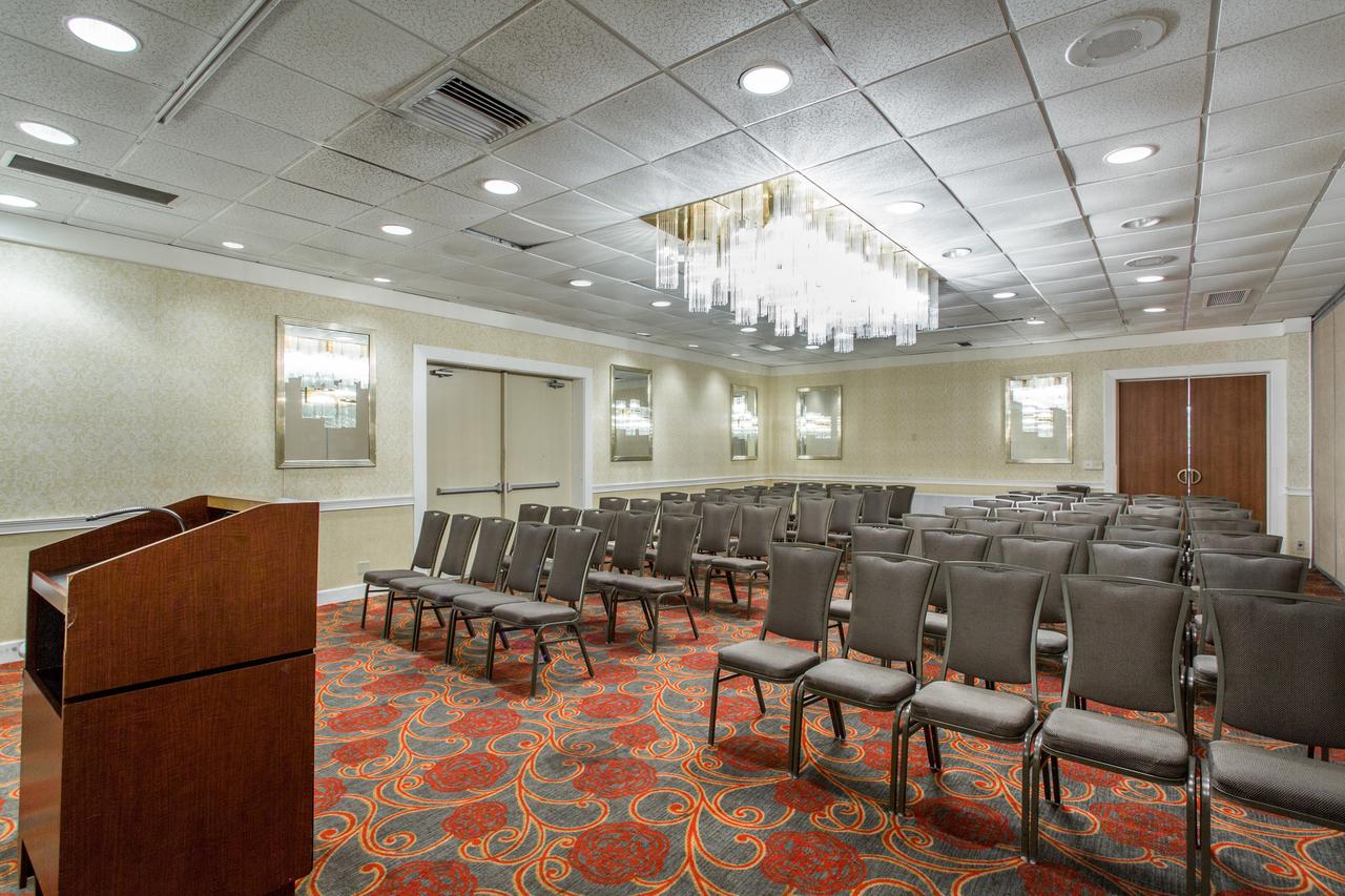 Ramada By Wyndham West Palm Beach Airport - thumb 17