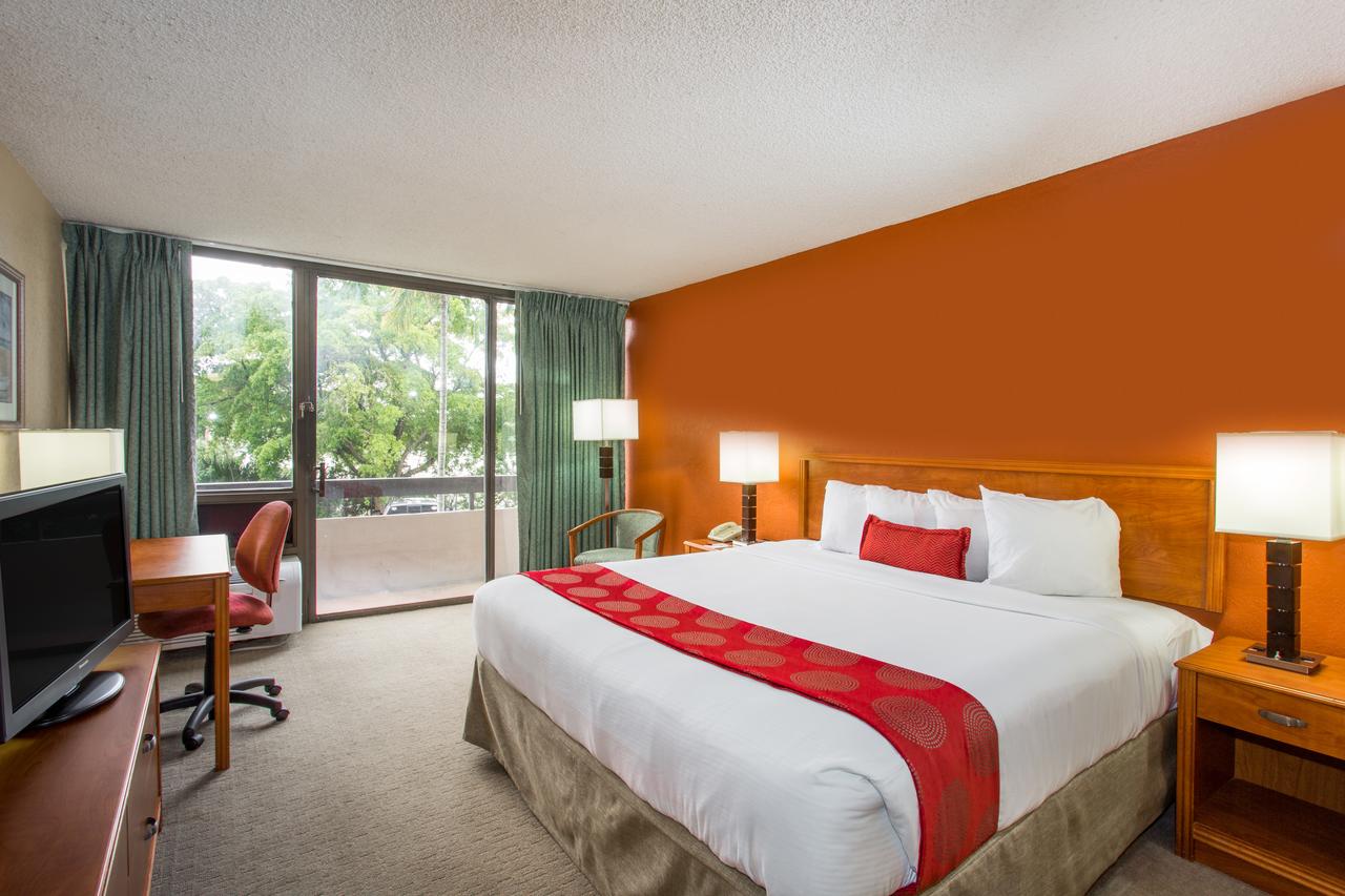 Ramada By Wyndham West Palm Beach Airport - thumb 5