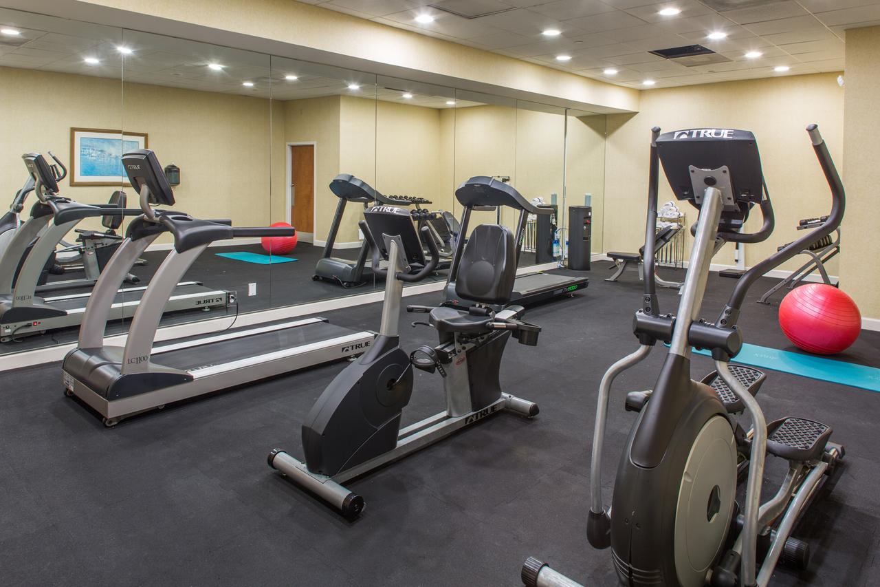 Ramada By Wyndham West Palm Beach Airport - thumb 10