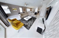 9 Bedroom Vacation Home with Pool 1818 Accommodation Rooms