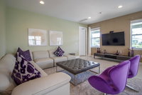 8 Bedroom Vacation Home with Pool 1825 Accommodation Rooms