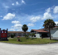 Red Carpet Inn - Accommodation Rooms