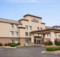 Baymont Inn  Suites Evansville East - Accommodation Rooms