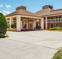 Suburban Studios - Accommodation Rooms