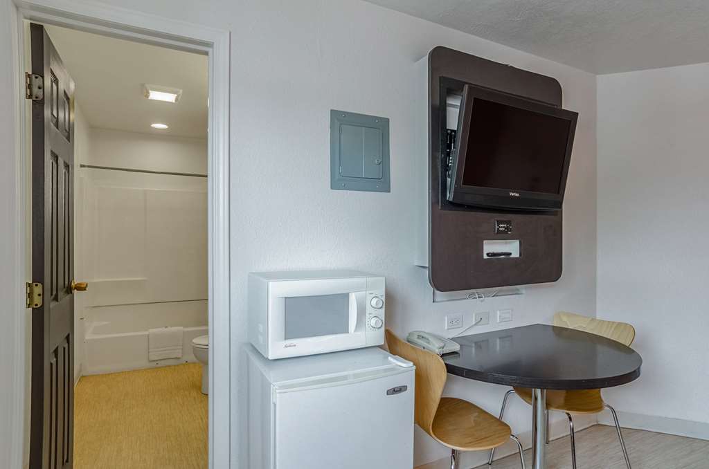 Motel 6 Riverton - thumb 16