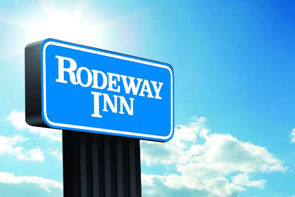 Rodeway Inn Near Downtown Monterey