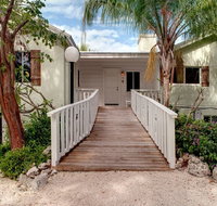 Coconut Palm Inn - Accommodation Rooms