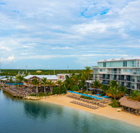 Postcard Inn Beach Resort  Marina - Accommodation Rooms