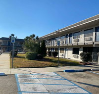 Motel 6 Gulfport - Accommodation Rooms