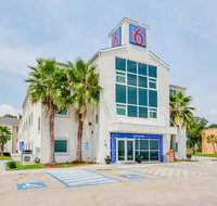 Motel 6 Biloxi - Accommodation Rooms