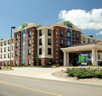 Holiday Inn Express Suites Marion - Accommodation Rooms