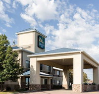 Quality Inn - Accommodation Rooms