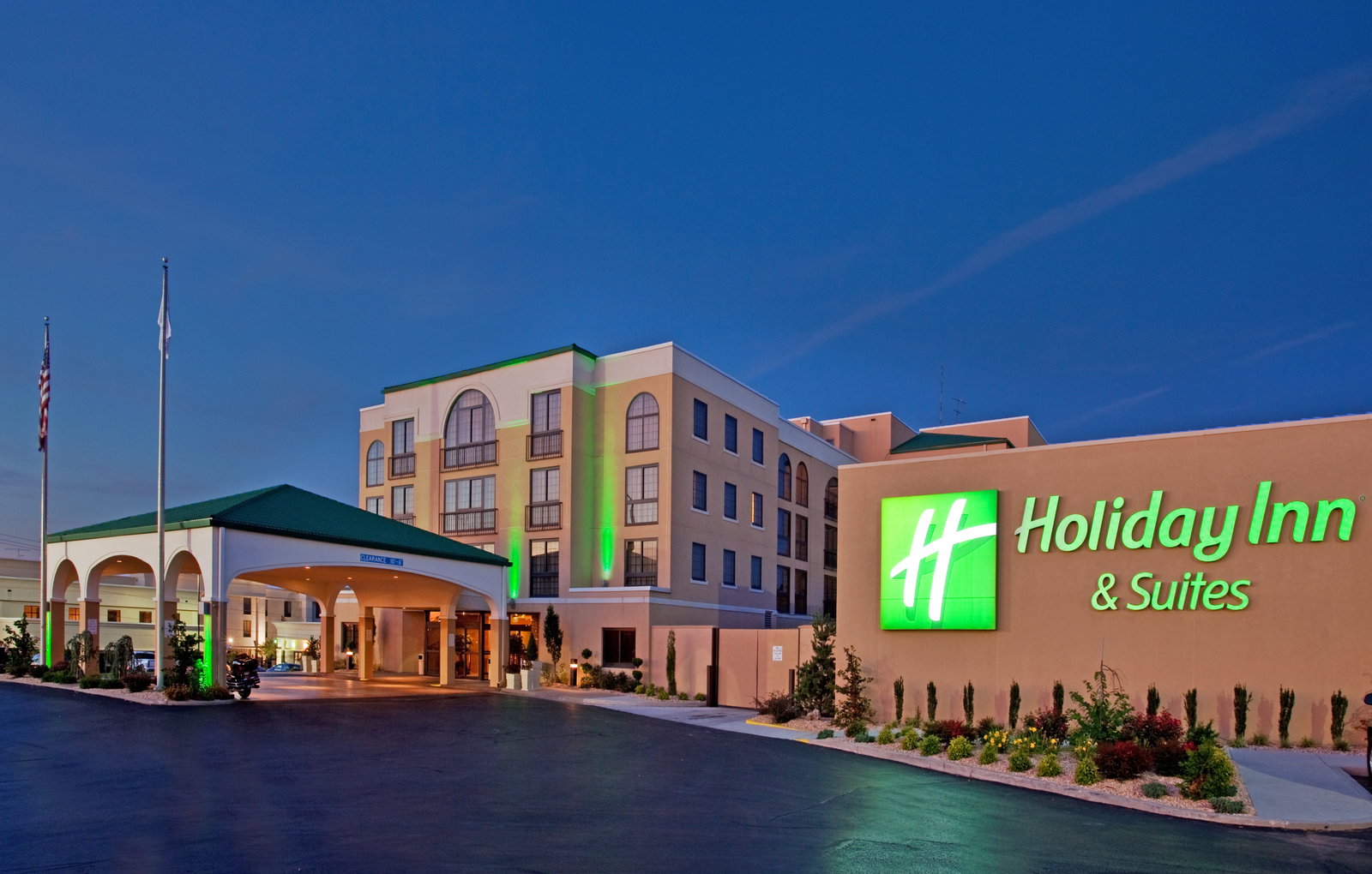 Holiday Inn Hotel & Suites  I-44 - thumb 0