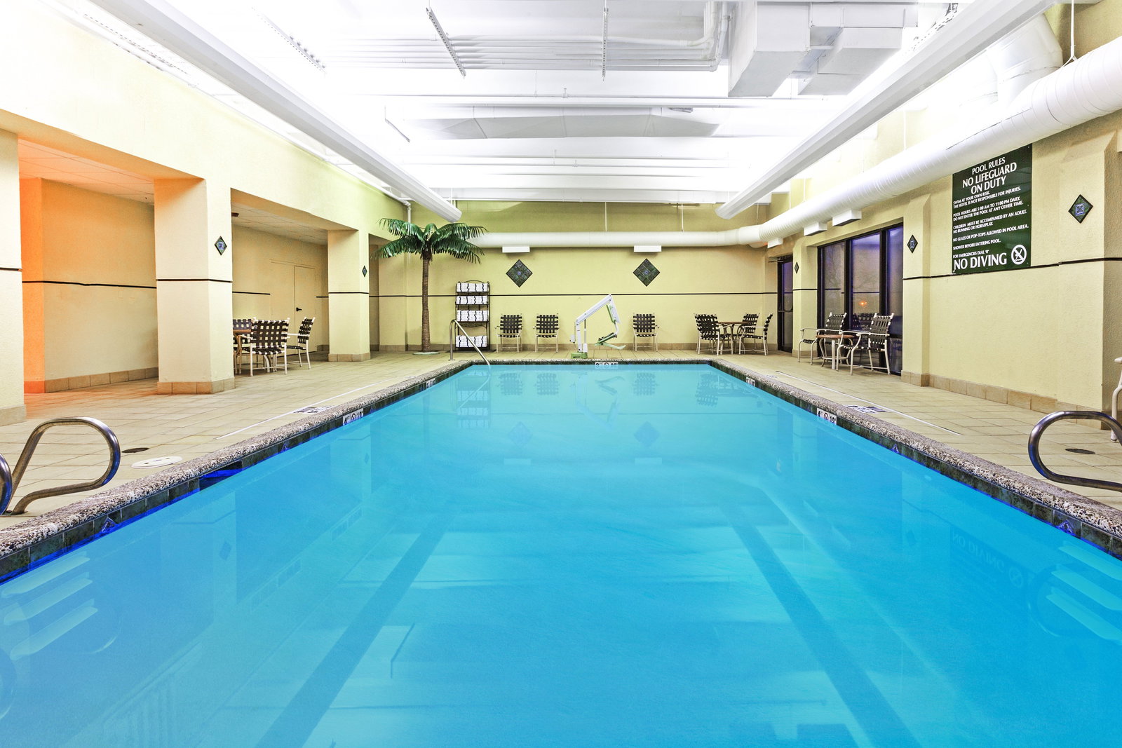 Holiday Inn Hotel & Suites  I-44 - thumb 7