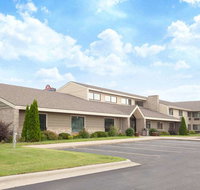 AmericInn by Wyndham Albert Lea - Accommodation Rooms