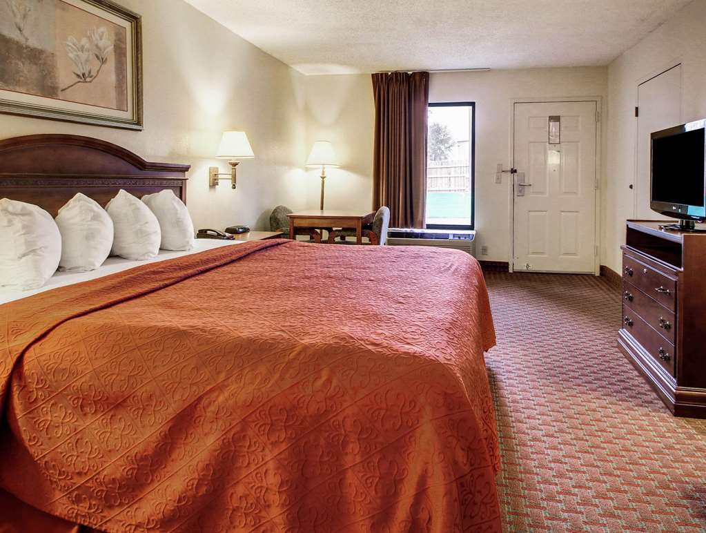 Quality Inn - thumb 5