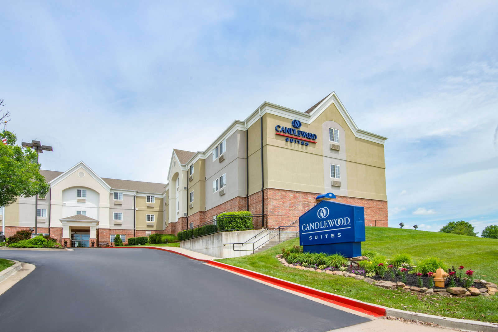 Candlewood Suites Jefferson City - thumb 0