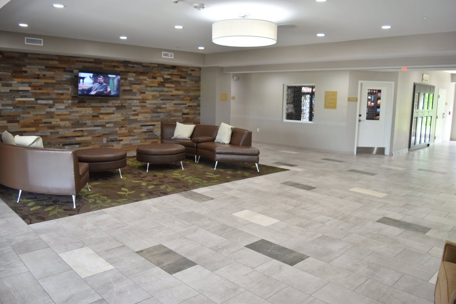 Candlewood Suites Kansas City - thumb 4