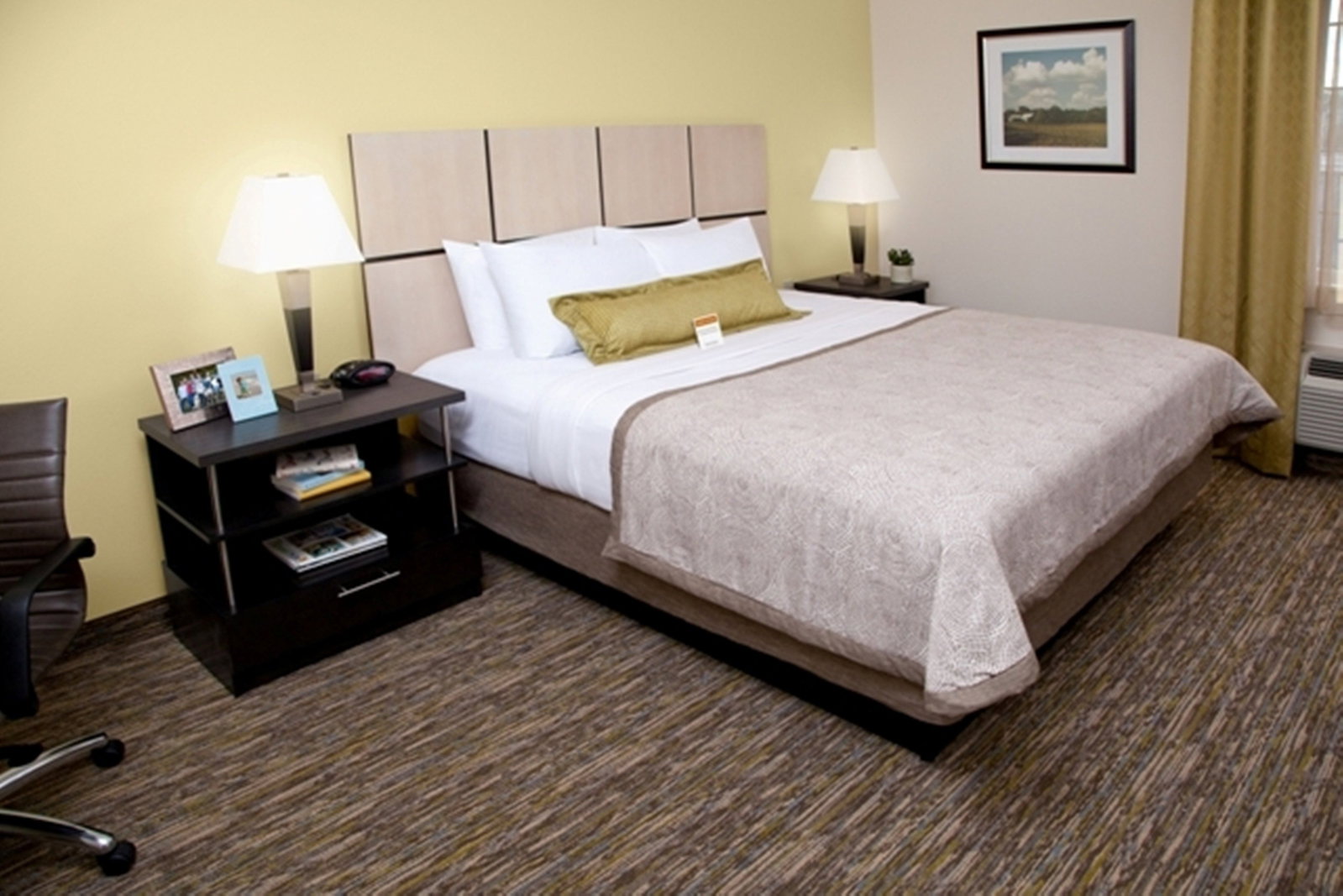 Candlewood Suites Kansas City - thumb 7