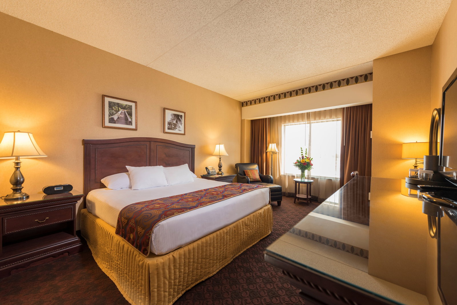 Cherokee Casino & Hotel - thumb 1
