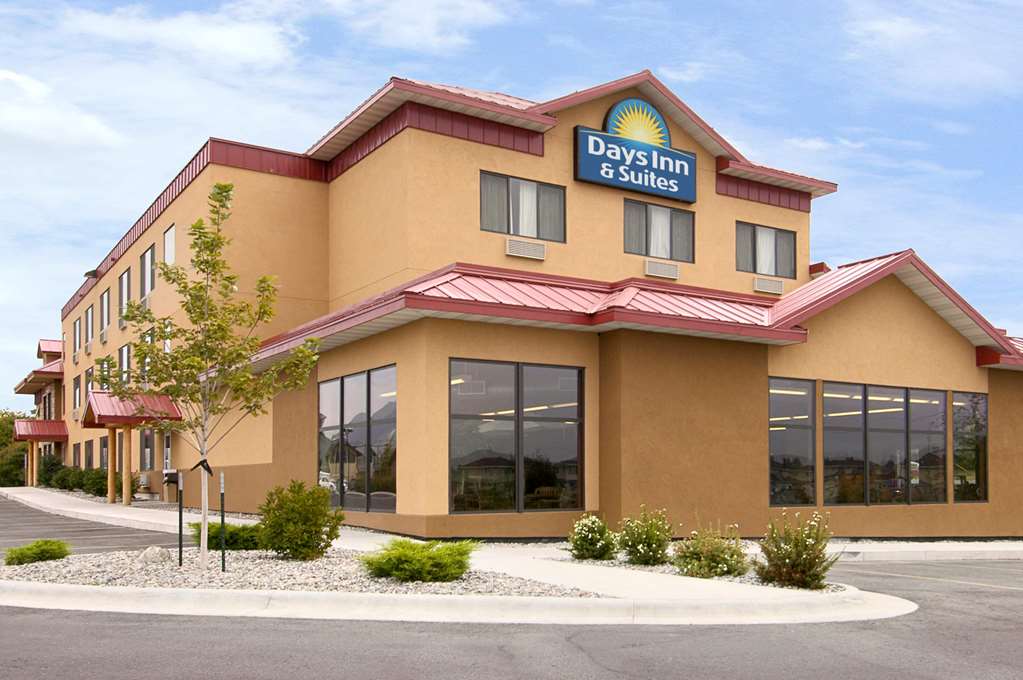 Days Inn & Suites Bozeman - thumb 0