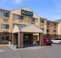 Quality Inn  Suites Bozeman - Accommodation Rooms