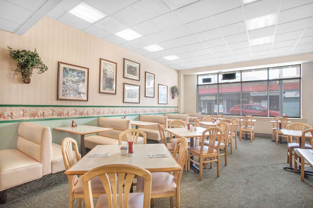 Howard Johnson Inn Atlantic City - thumb 17
