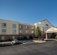 Fairfield Inn by Marriott - Accommodation Rooms