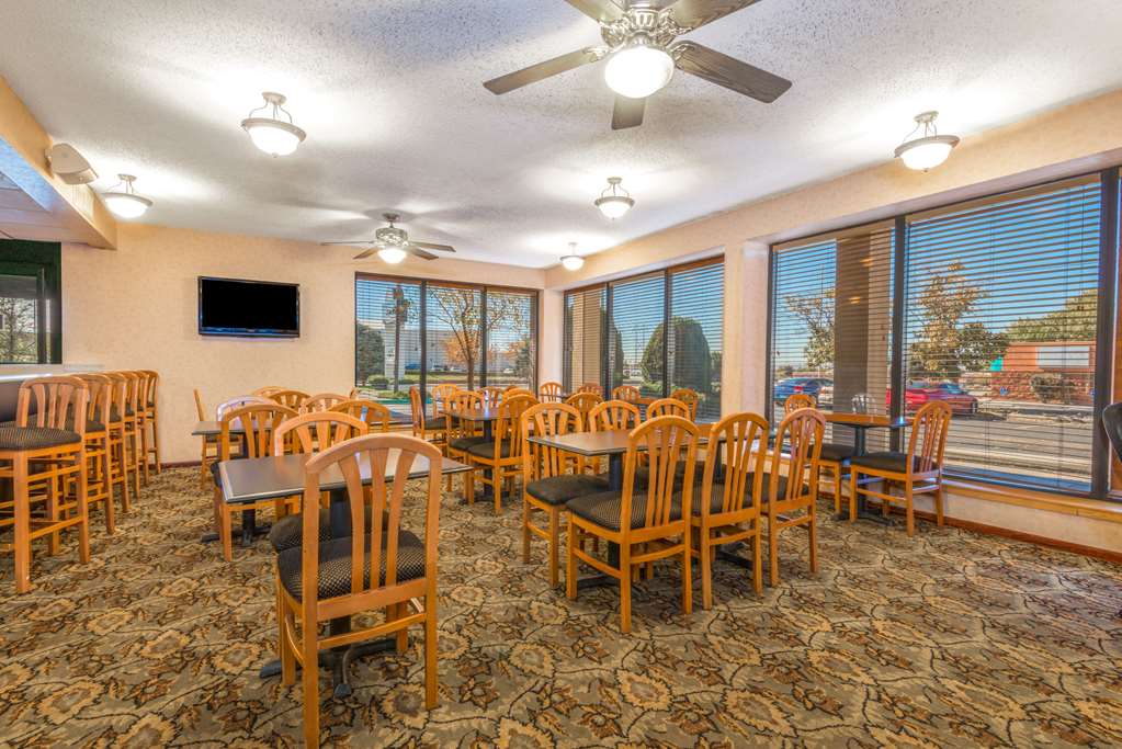 Days Inn & Suites Albuquerque North - thumb 12