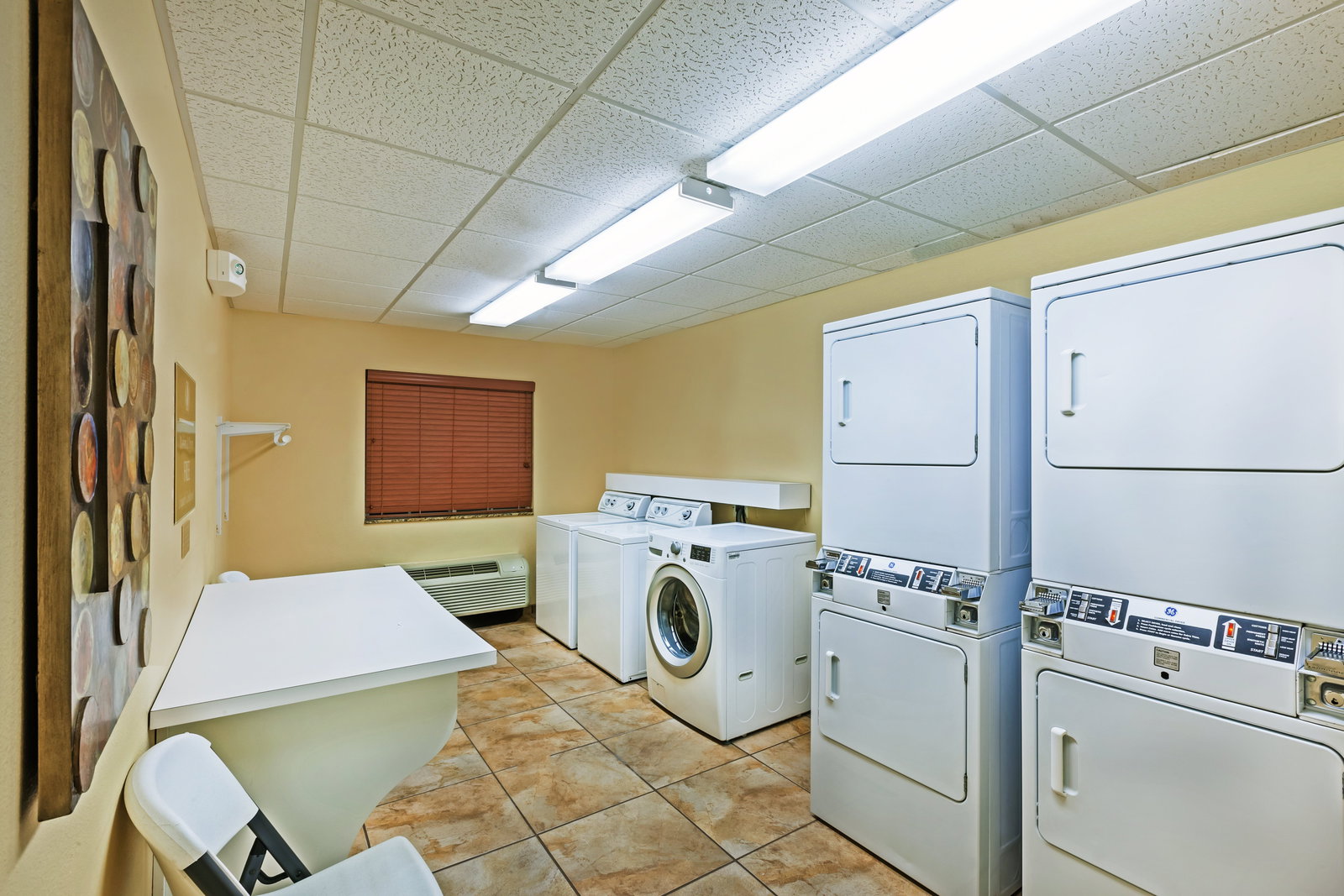 Candlewood Suites El Paso - thumb 16