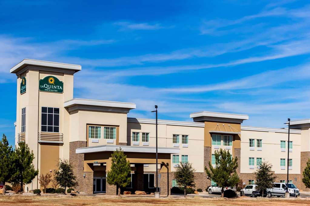 La Quinta Inn & Suites Andrews - thumb 1