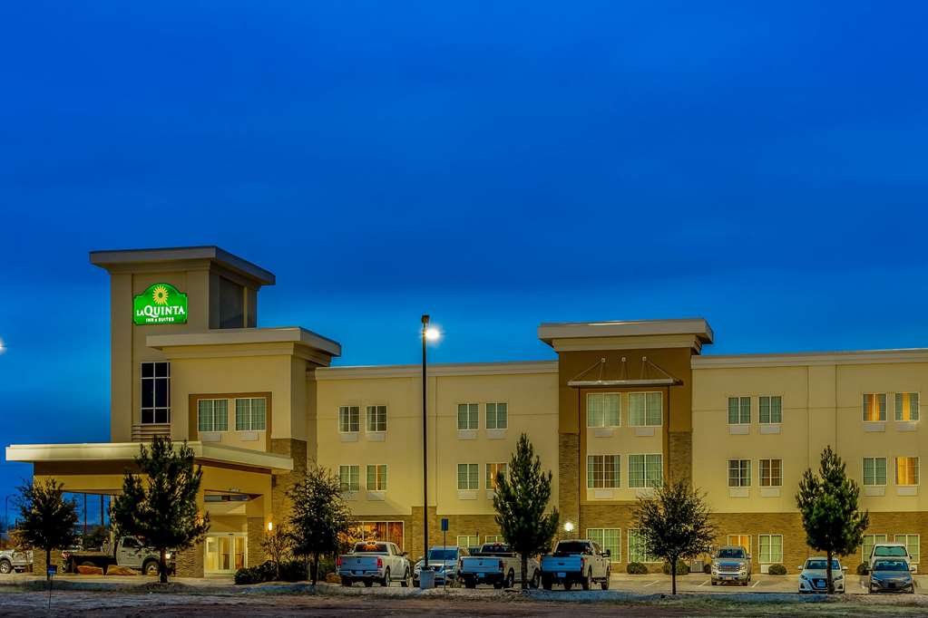 La Quinta Inn & Suites Andrews - thumb 2