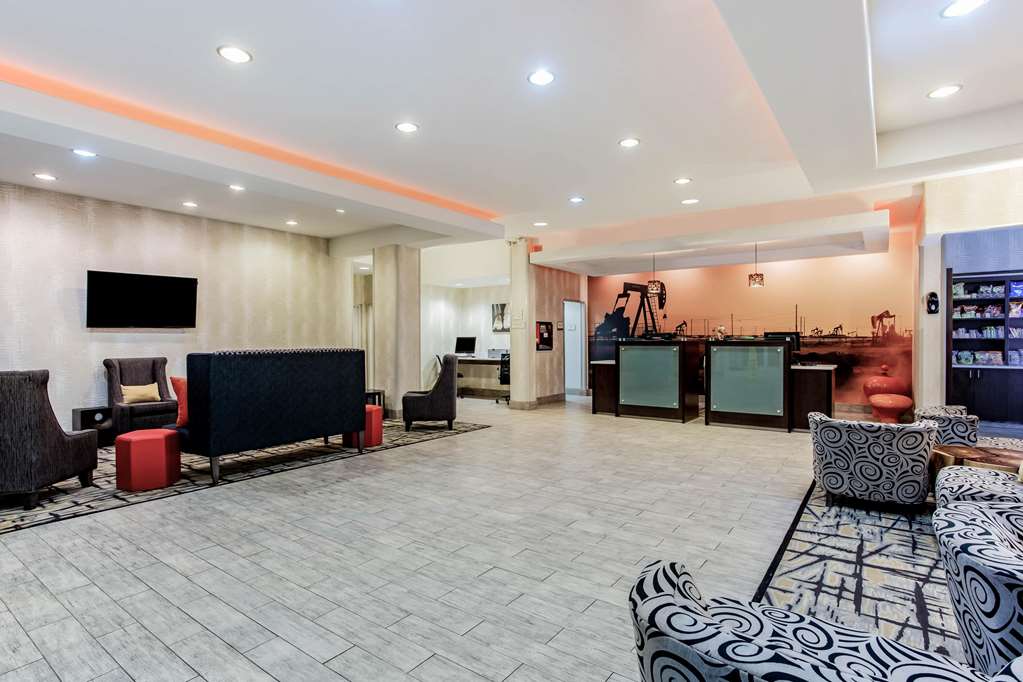 La Quinta Inn & Suites Andrews - thumb 4