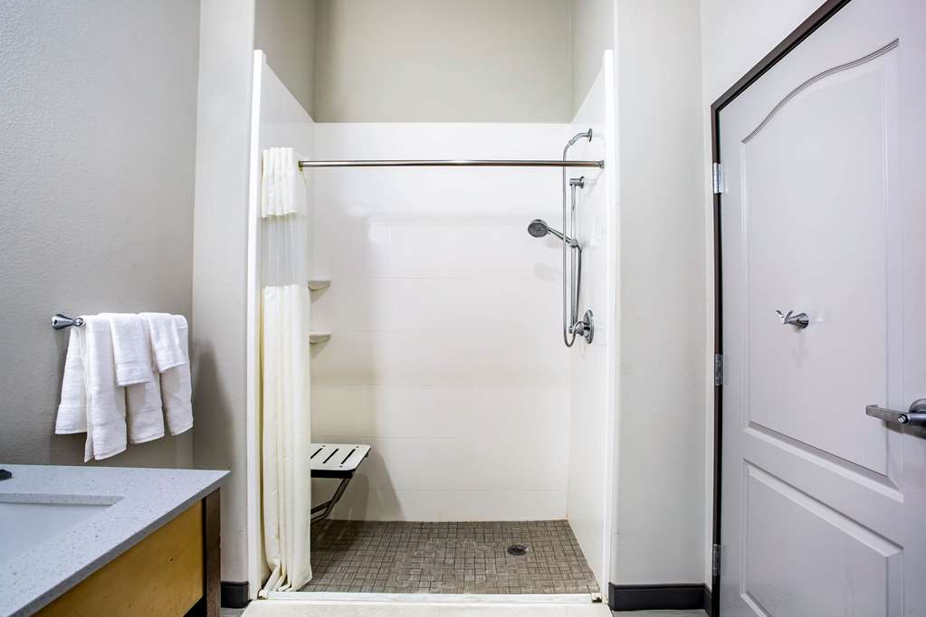 La Quinta Inn & Suites Andrews - thumb 6