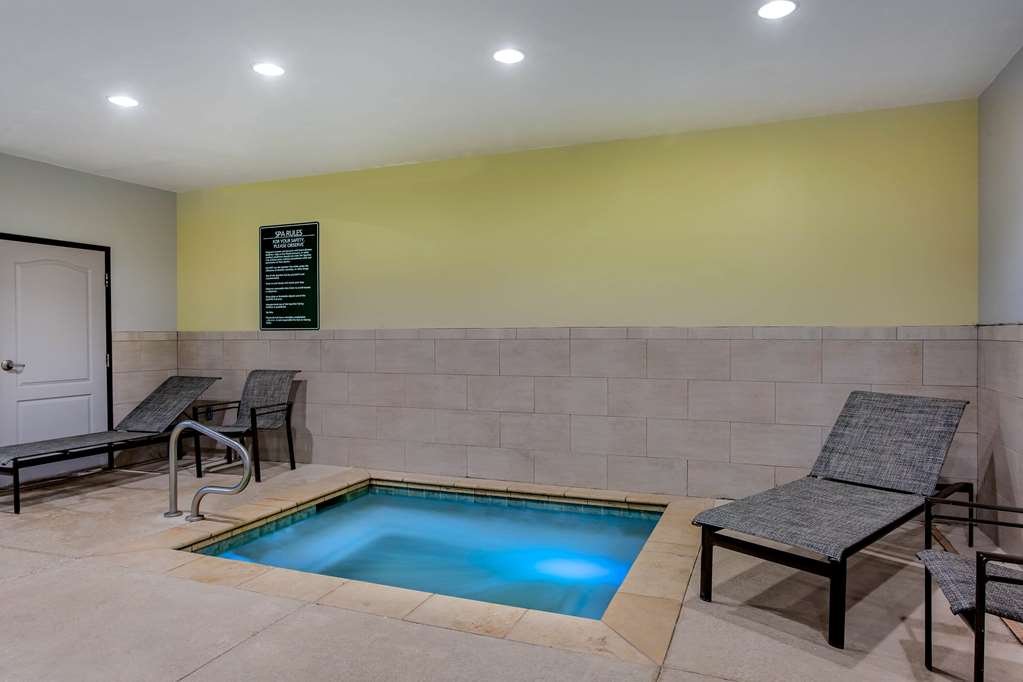 La Quinta Inn & Suites Andrews - thumb 8