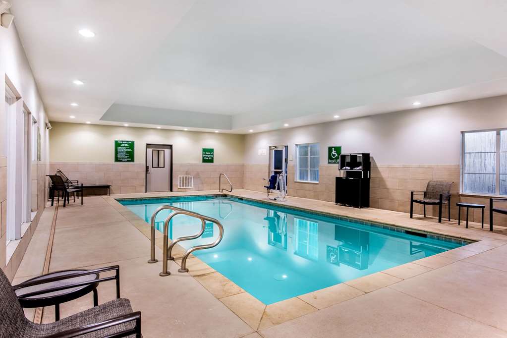La Quinta Inn & Suites Andrews - thumb 9