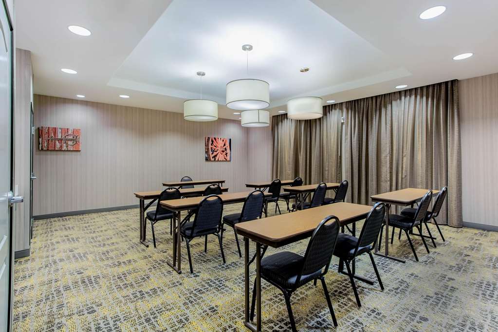 La Quinta Inn & Suites Andrews - thumb 10