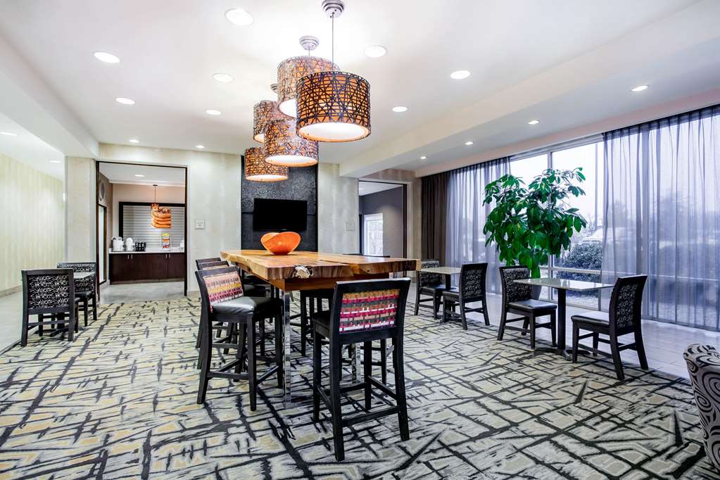 La Quinta Inn & Suites Andrews - thumb 15