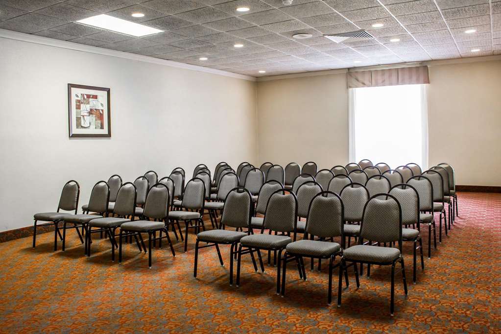 Quality Inn - thumb 12