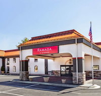 Ramada Hendersonville - Accommodation Rooms