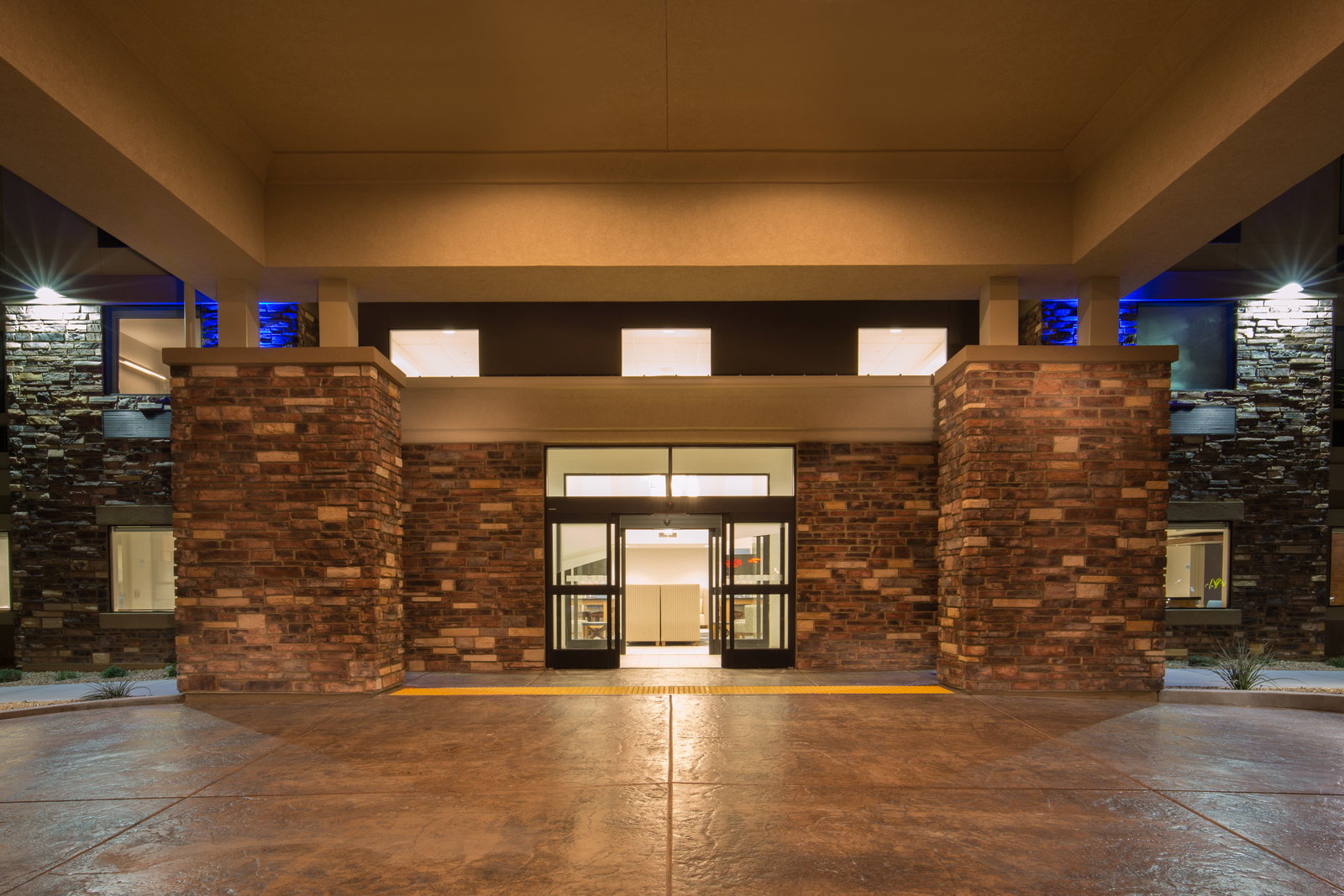 Holiday Inn Express & Suites Pahrump - thumb 5