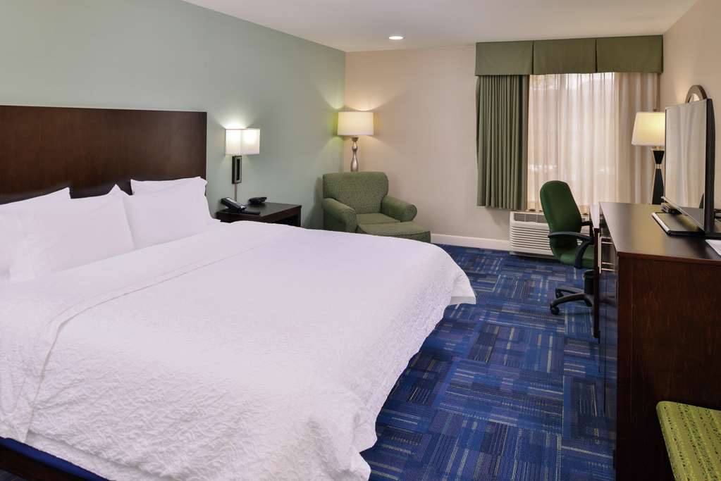 Hampton Inn Eugene - thumb 7