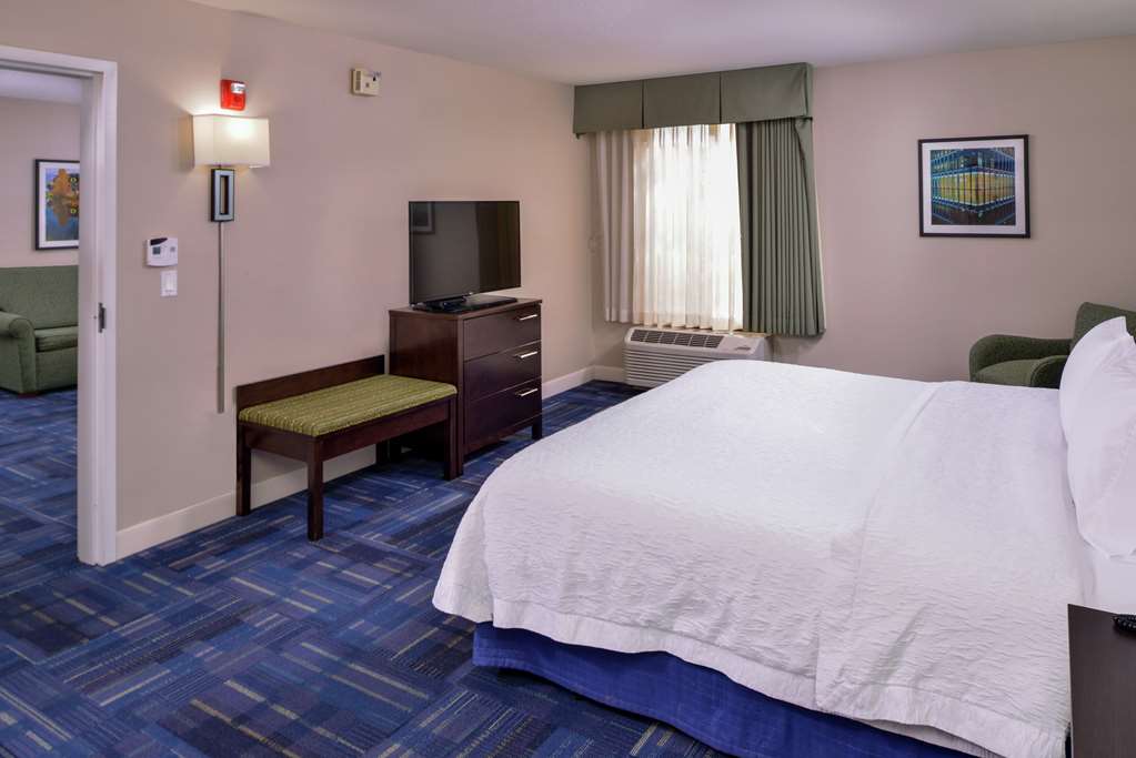 Hampton Inn Eugene - thumb 16